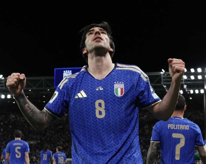  一夜动态：意大利晋级附加赛决赛 乌克兰无缘世界杯 法国2-1巴西